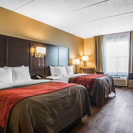 Comfort Inn & Suites Near Six Flags Лития-Спрингс Экстерьер фото
