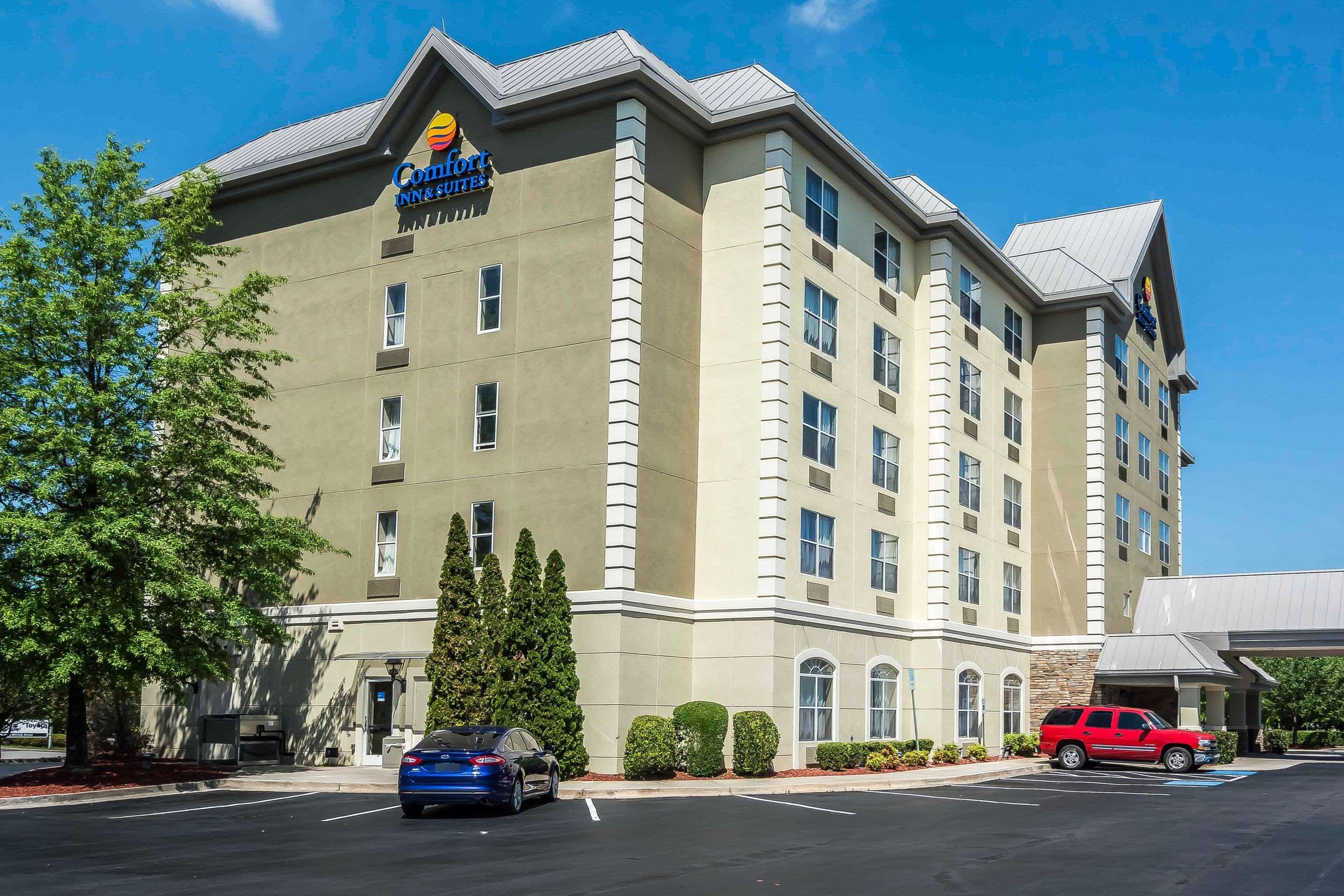 Comfort Inn & Suites Near Six Flags Лития-Спрингс Экстерьер фото